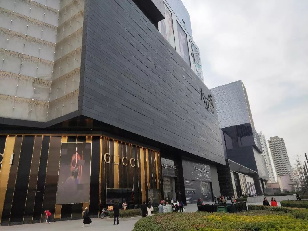 批发化妆品品牌市场有哪些_化妆品批发市场排名_品牌化妆品批发市场