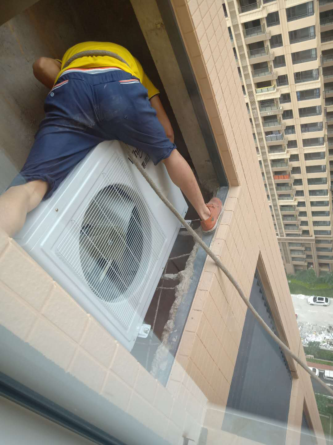 中央空调费安装多少钱_中央空调安装费贵吗_中央空调安装费